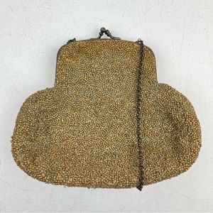 Moyna Beaded Clutch Chain Kiss Clasp